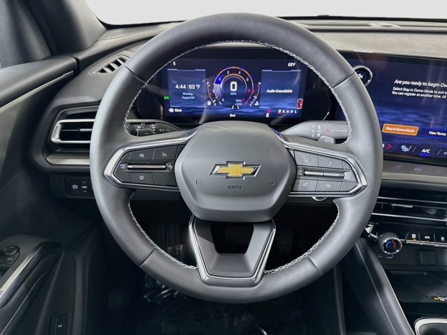 New 2027 Mosaic Black Metallic Chevrolet LT image 11