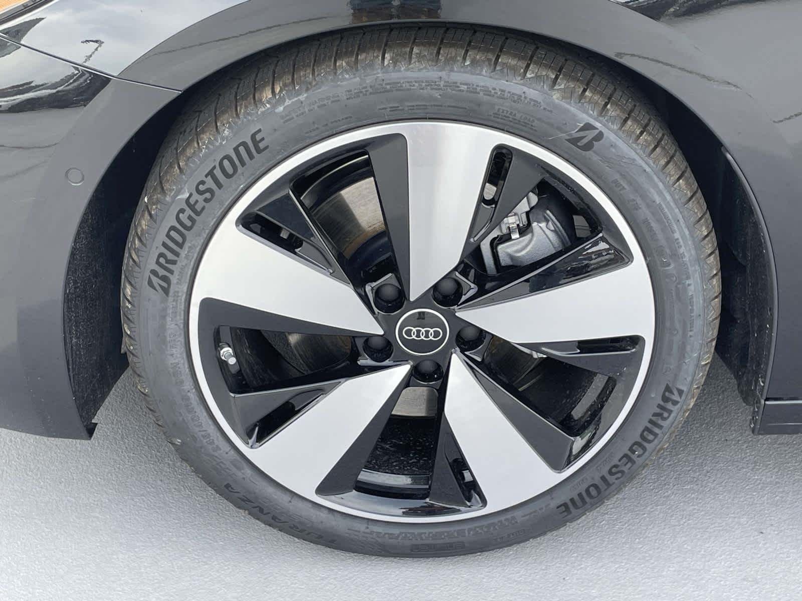 New 2026 0E0E/Black Audi Premium Plus image 14