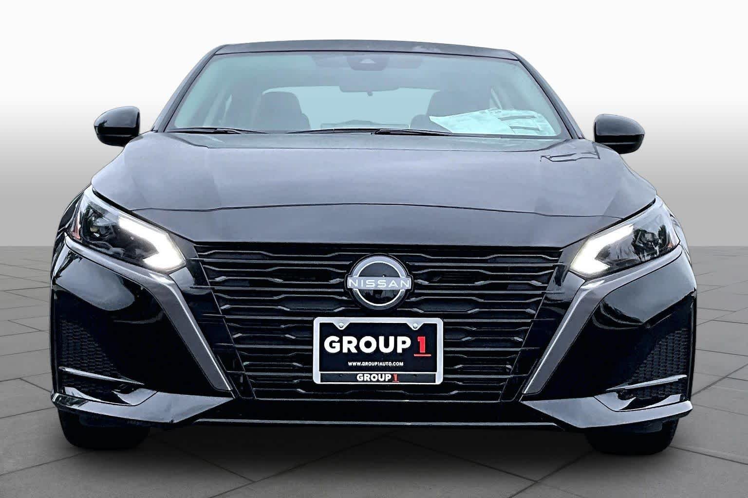 New 2026 Super Black Nissan SV image 3