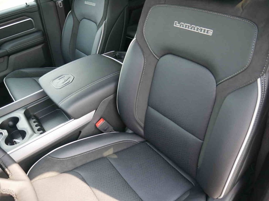 2026 RAM 1500 Laramie - Photo 40