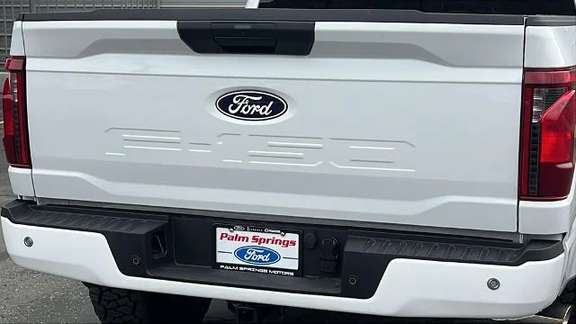 New 2026 Oxford White Ford XL image 24