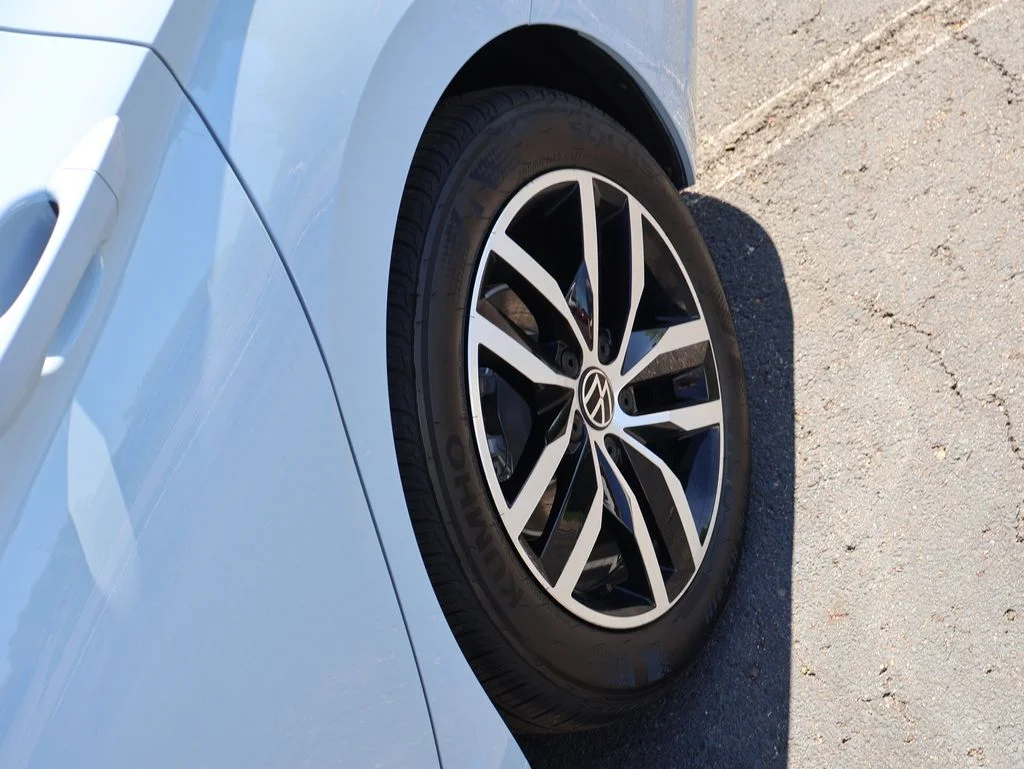 New 2026 Gray Volkswagen 1.5T SE image 38