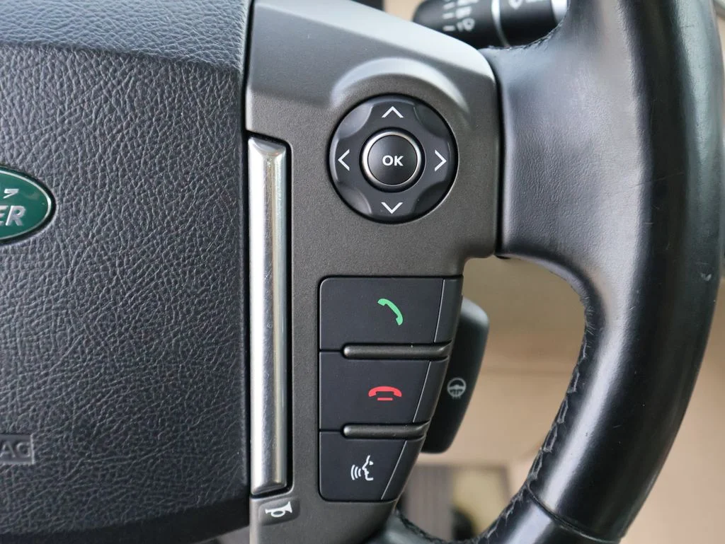 Used 2012  Land Rover HSE image 35