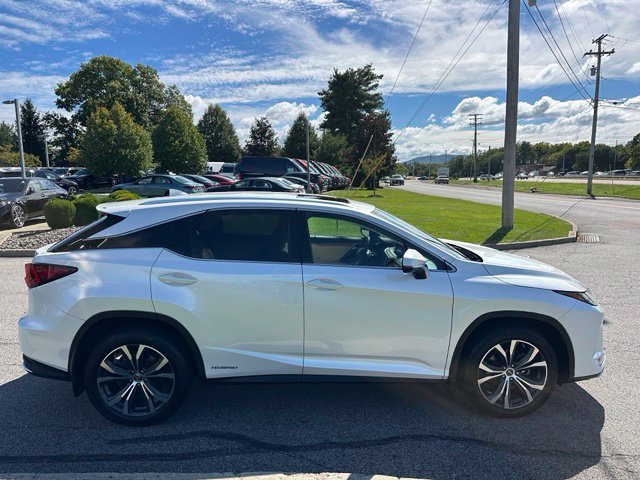 Used 2022 White Lexus 450h image 6
