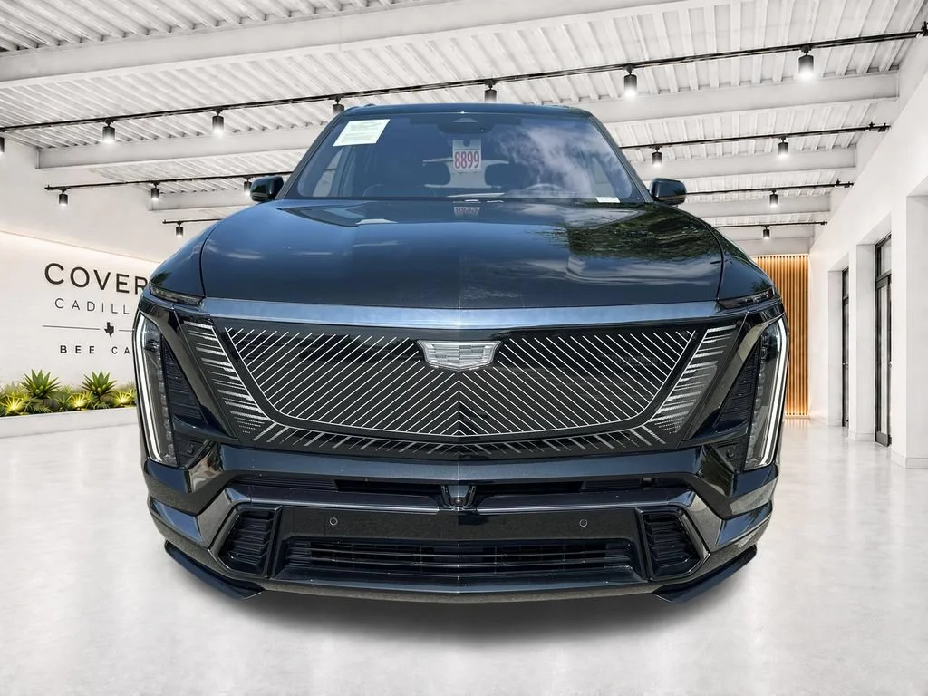 Used 2026 Stellar Black Metallic Cadillac Platinum image 3