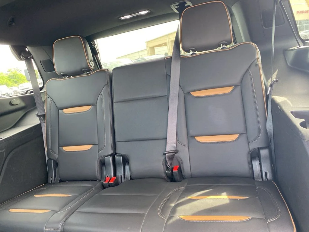 Used 2024 White GMC AT4 image 39