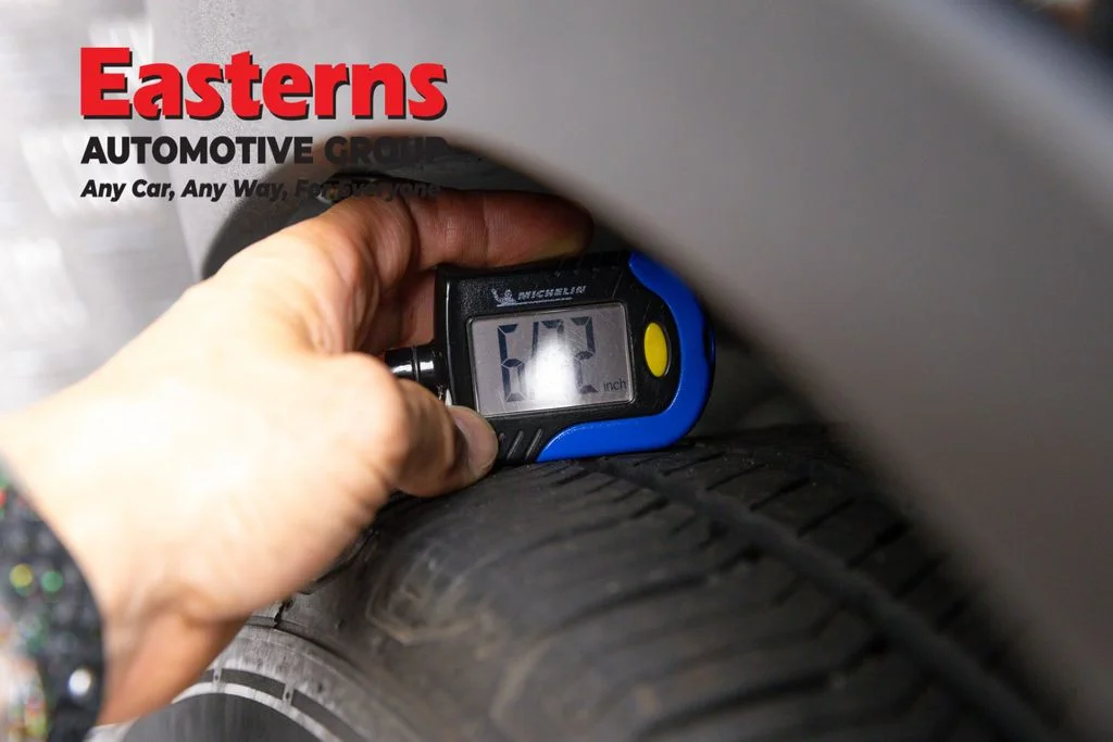 Used 2019 Black Volvo Momentum image 27