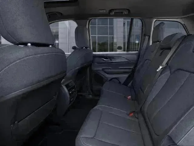 2025 Jeep Grand Cherokee Laredo - Photo 76