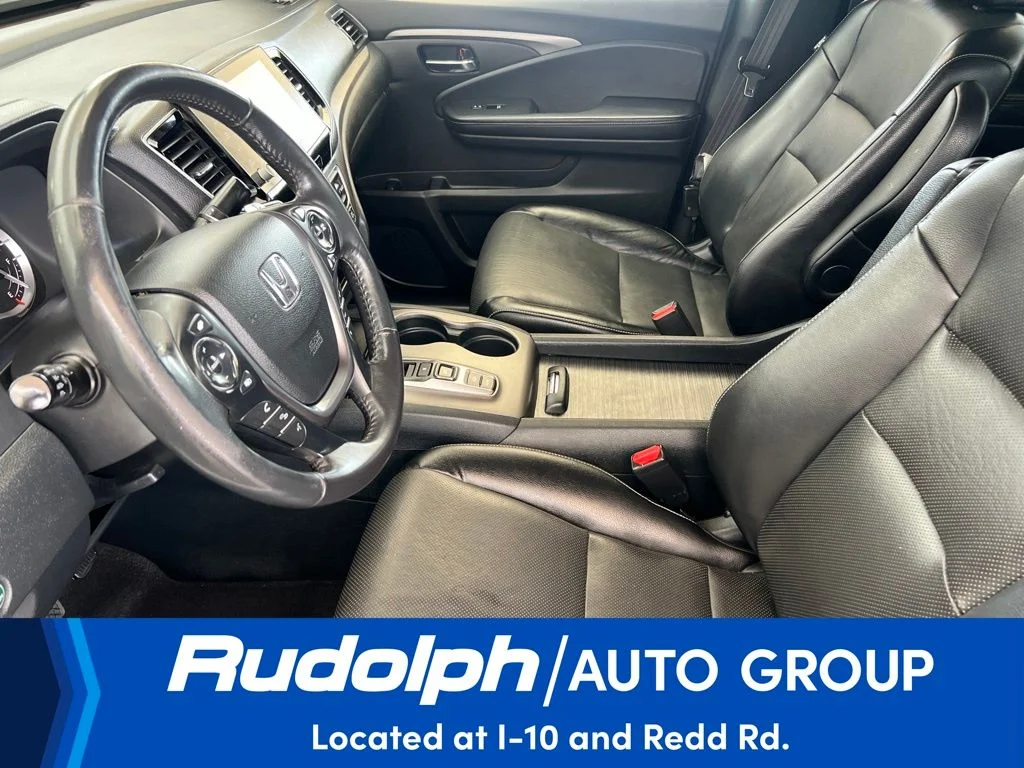 Used 2023 White Honda RTL image 9