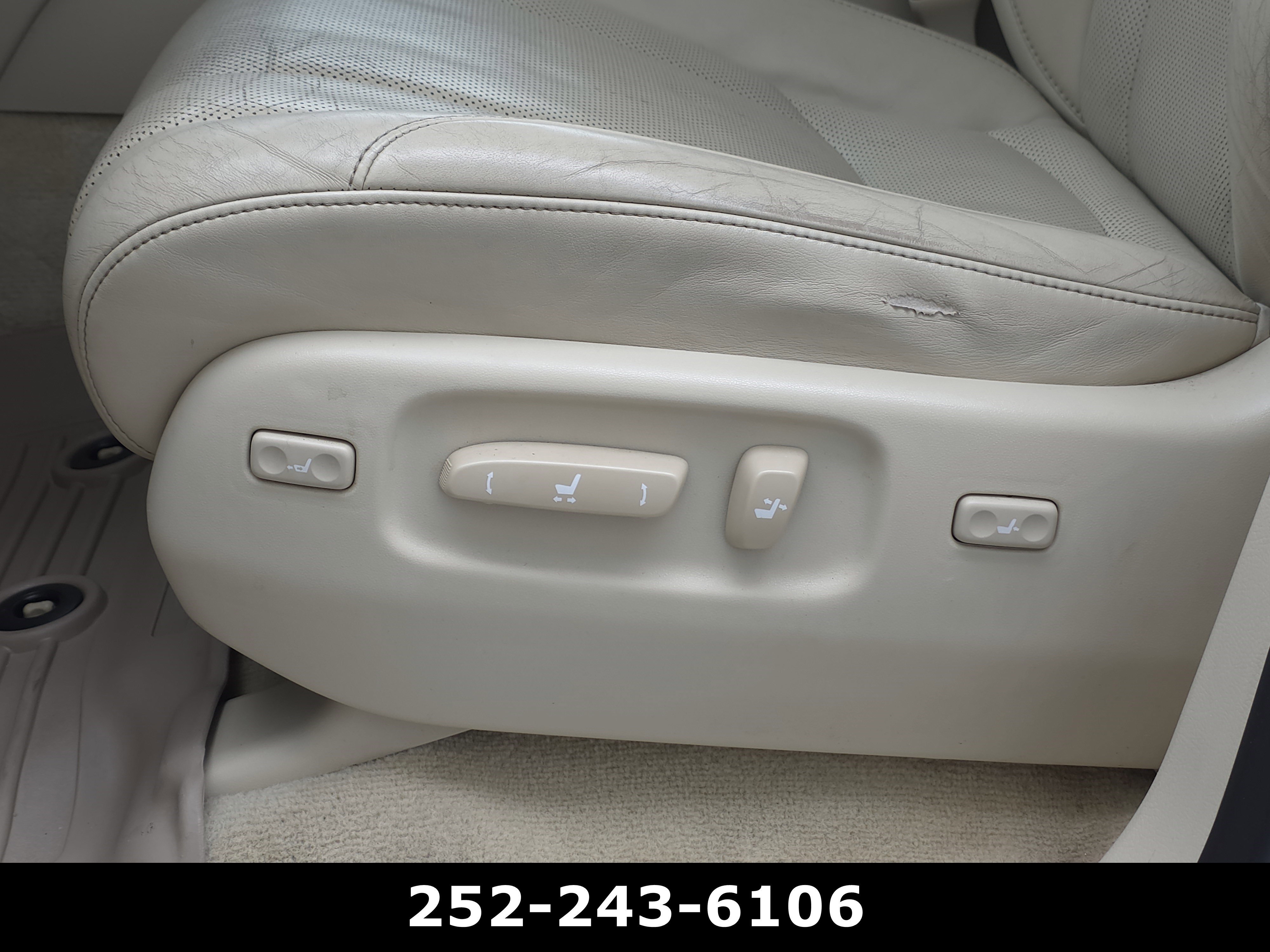 Used 2016 Starfire Pearl Lexus 570 image 11