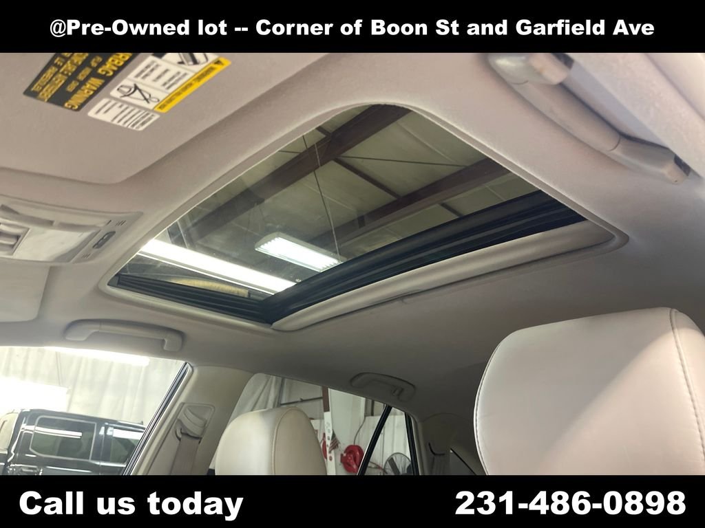 Used 2009  Lexus 350 image 12