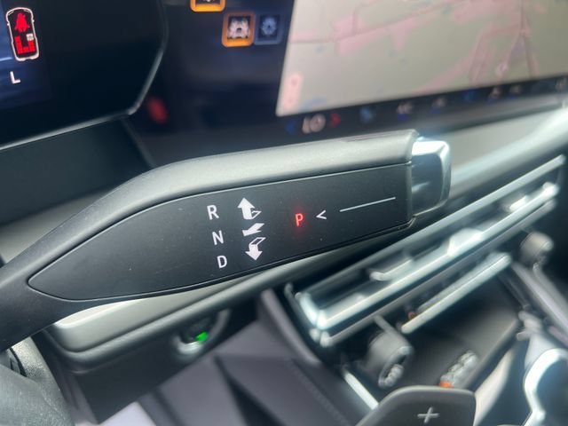 2027 Chevrolet Traverse LT - Photo 23