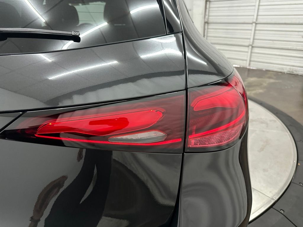 New 2027 Graphite Grey Metallic Mercedes-Benz GLC 300 image 11