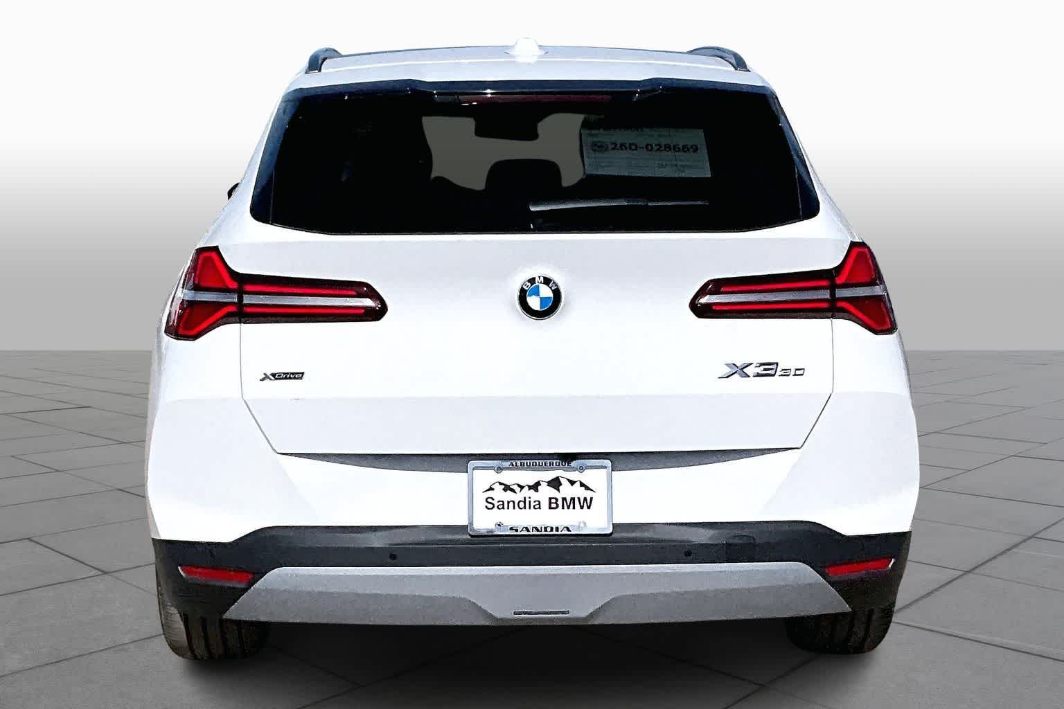 New 2026 Alpine White BMW 30 xDrive image 4