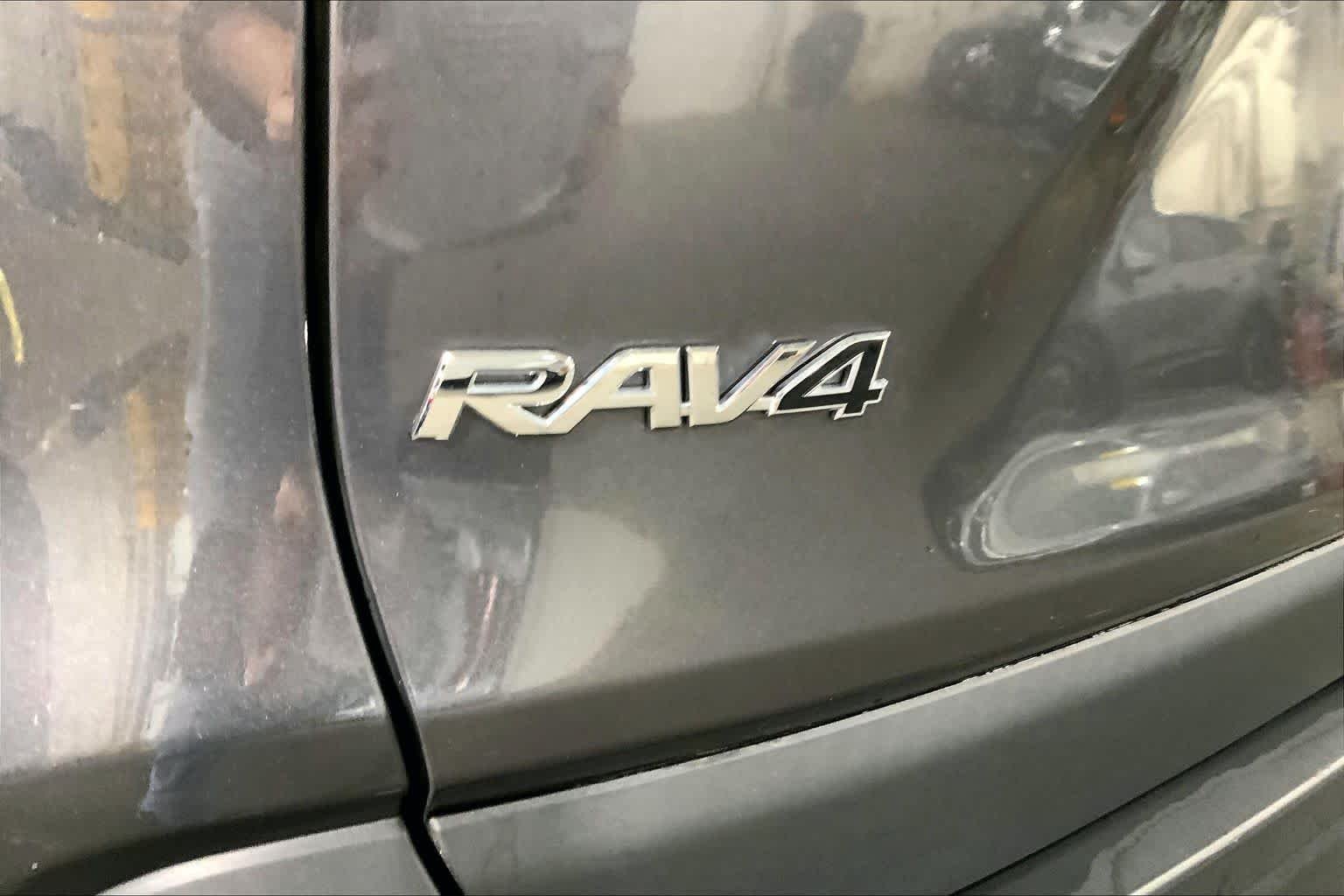 Used 2023 Magnetic Gray Metallic Toyota XLE image 31