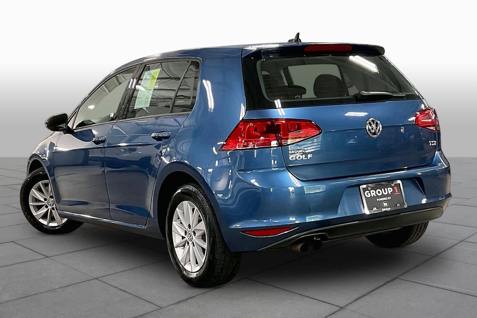 Used 2016 Silk Blue Metallic Volkswagen TSI S image 12