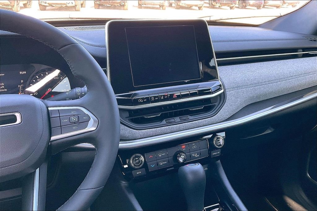 New 2026 Jeep Compass Latitude 4D Sport Utility