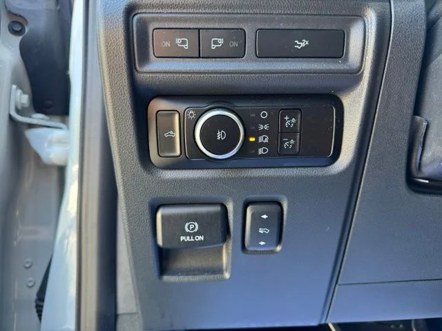 Used 2023 White Ford Raptor image 25