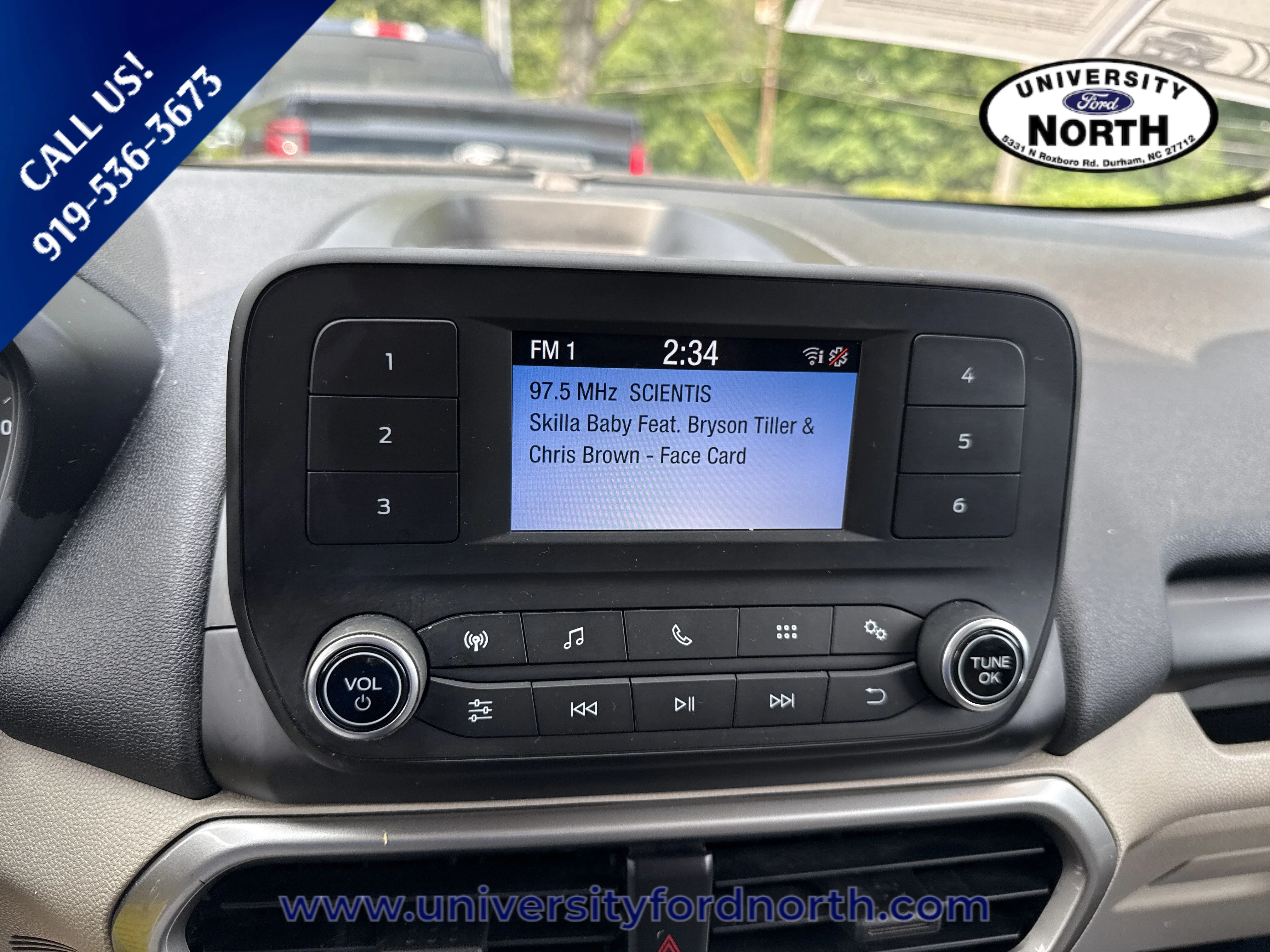 Used 2018 Shadow Black Ford S image 22