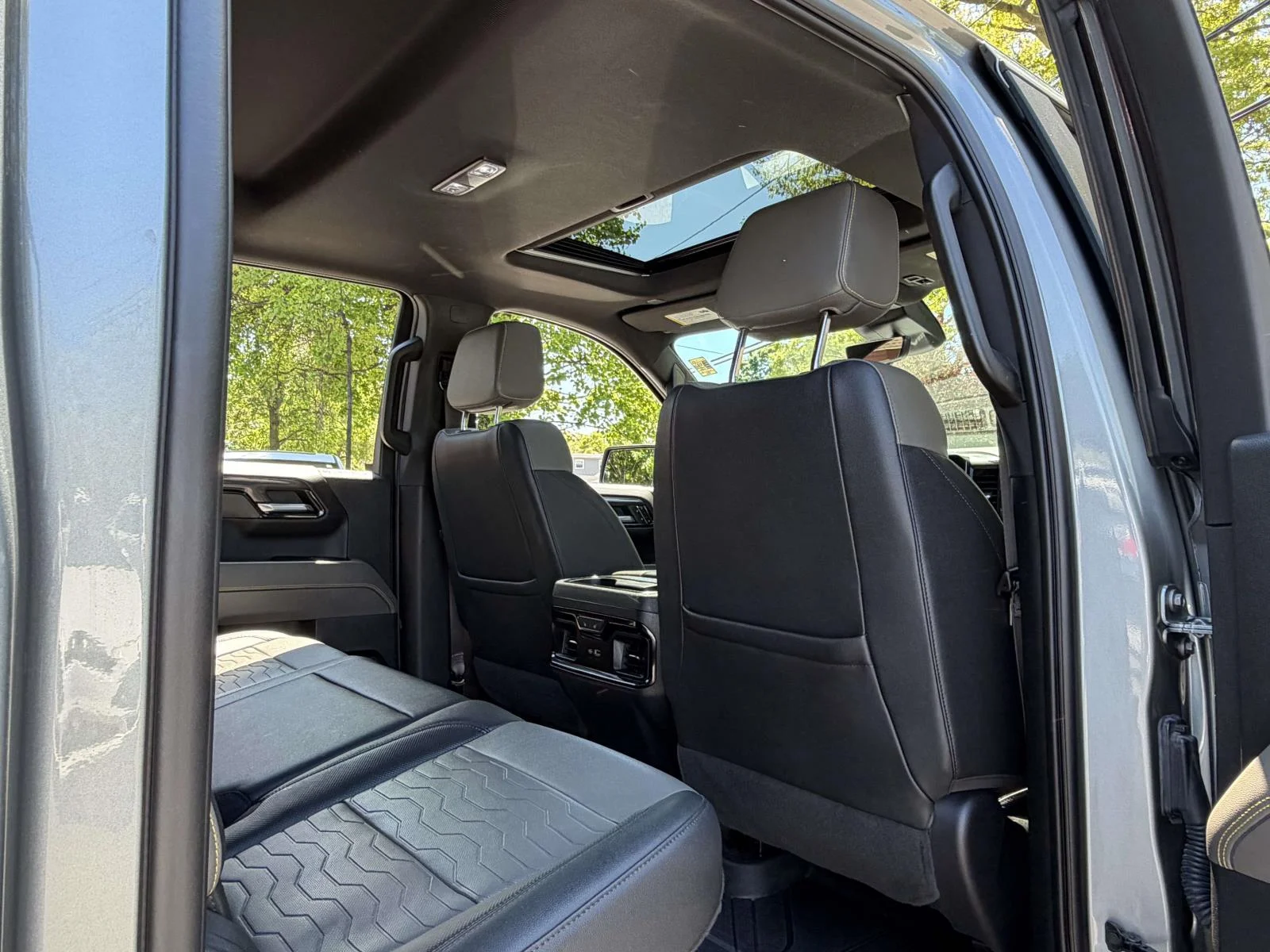 Used 2023 Gray Chevrolet ZR2 image 15