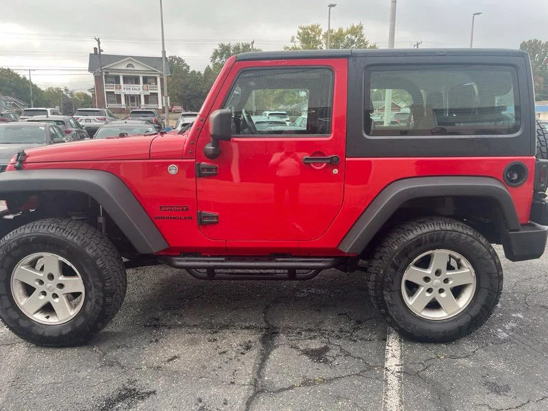 Used 2013 Red Jeep Sport image 8