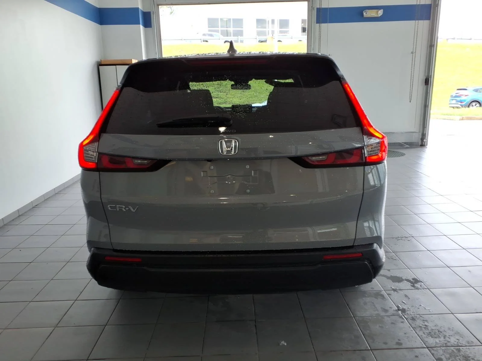 2024 Honda CR-V LX - Photo 38