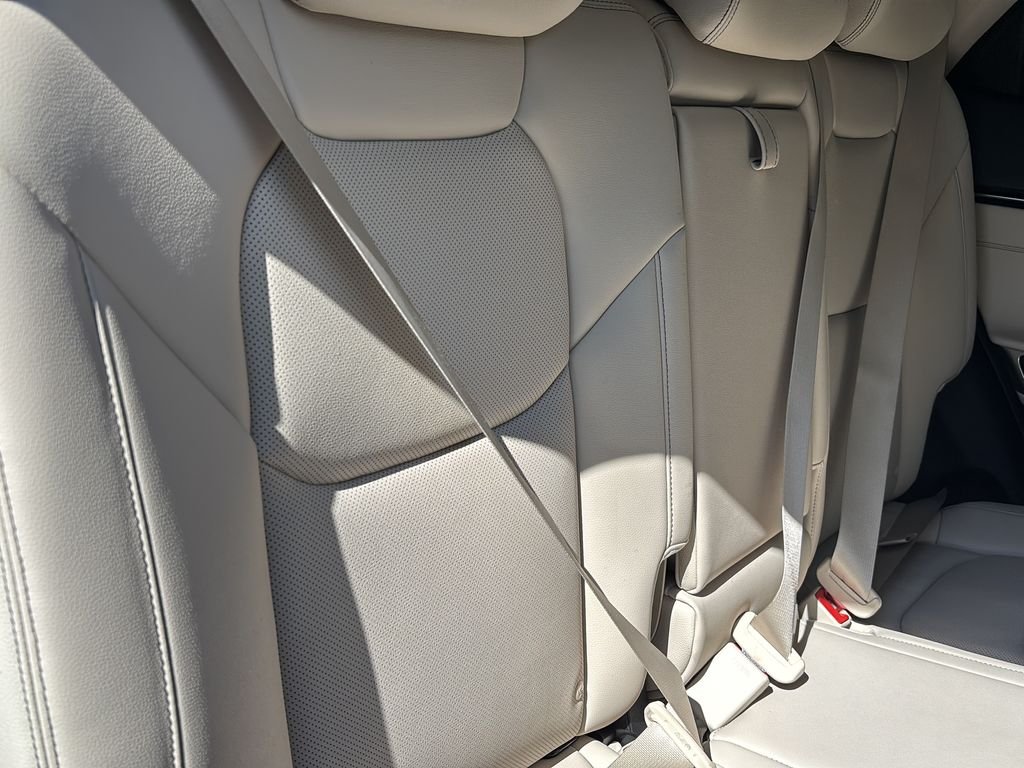2025 GENESIS GV70 Standard - Photo 37