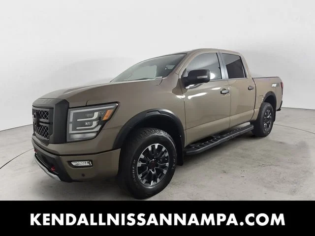 2024 Nissan Titan PRO-4X 4X4 Crew Cab's photo