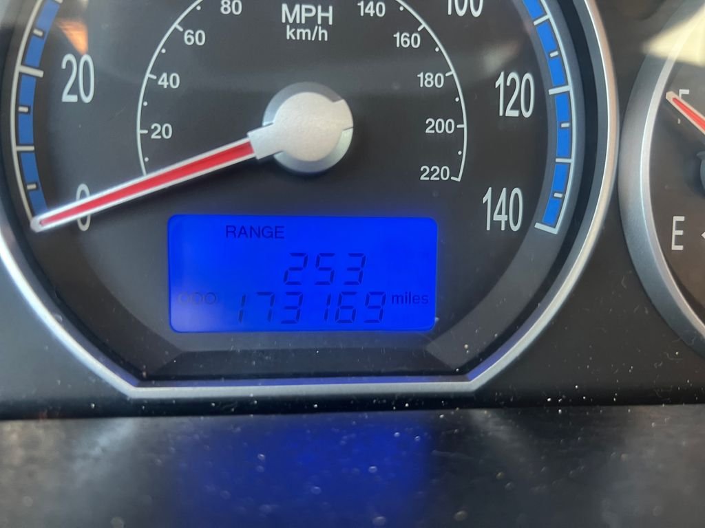 Used 2007 Ebony Black Hyundai Limited image 16