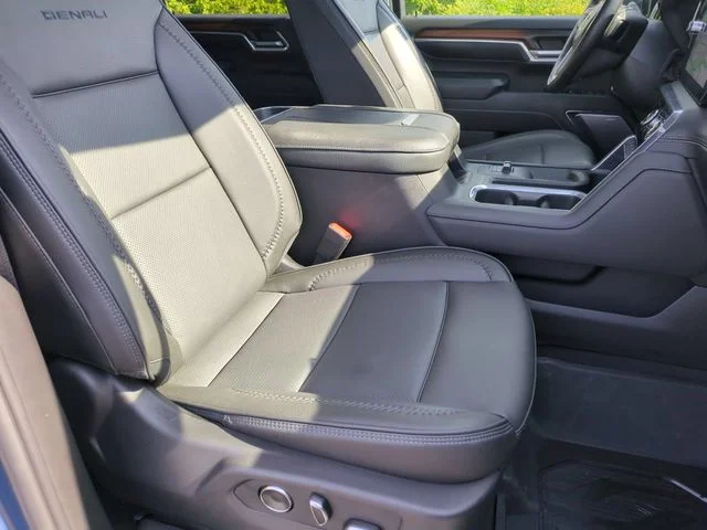 Used 2024 Blue GMC Denali image 35
