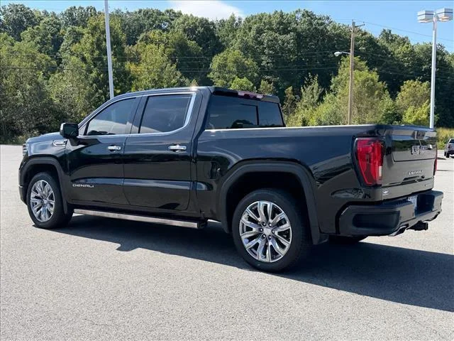 Used 2025 Onyx Black GMC Denali image 3