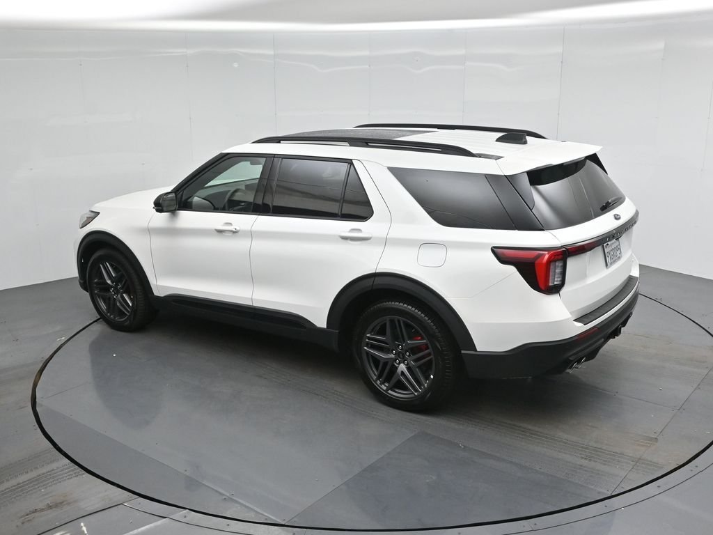 New 2026 Star White Metallic Tri-Coat Ford ST image 44