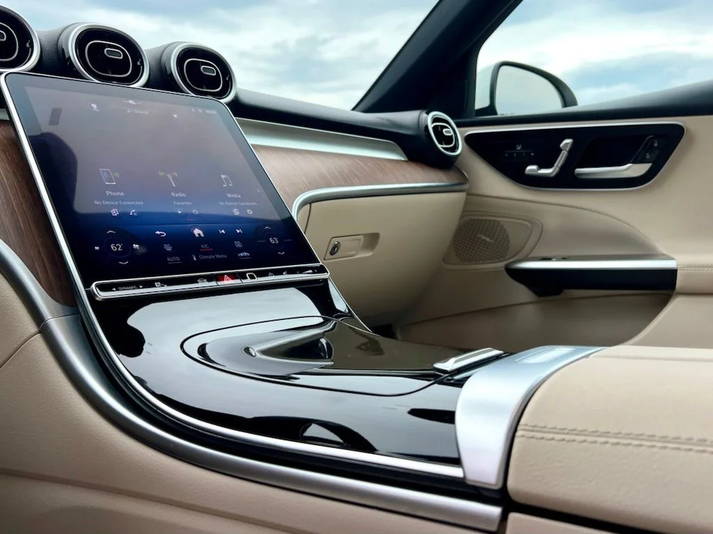 Certified Used 2024 White Mercedes-Benz C 300 image 9