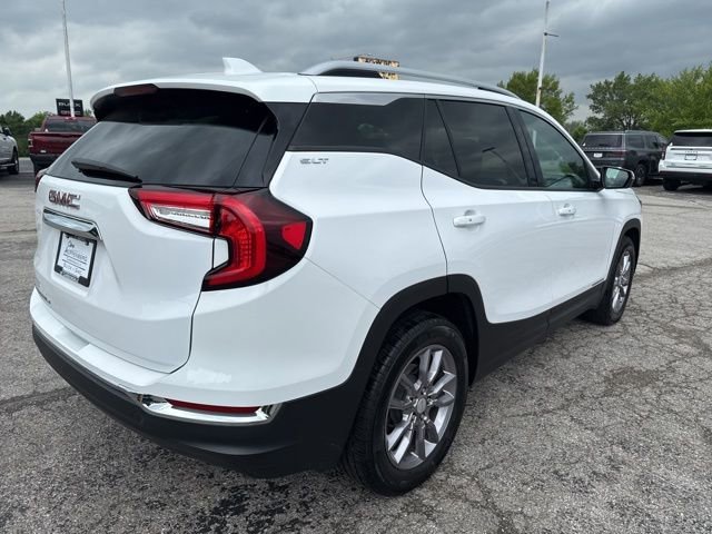 2023 GMC Terrain SLT - Photo 16