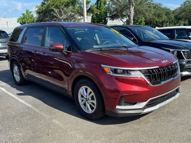 Certified Used 2024 Red Kia LX image 9
