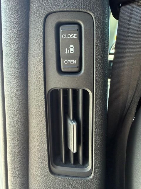 Used 2024 Gray Honda Touring image 13