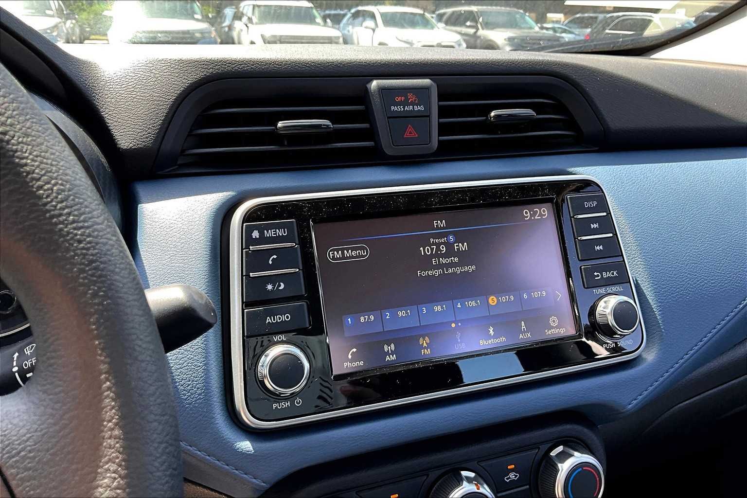 Used 2025 Aspen White Tricoat Nissan SV image 13