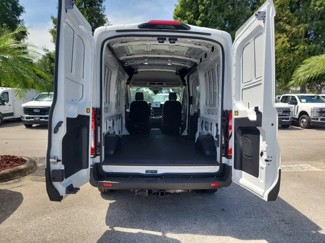 New 2026 Oxford White Ford Base image 10