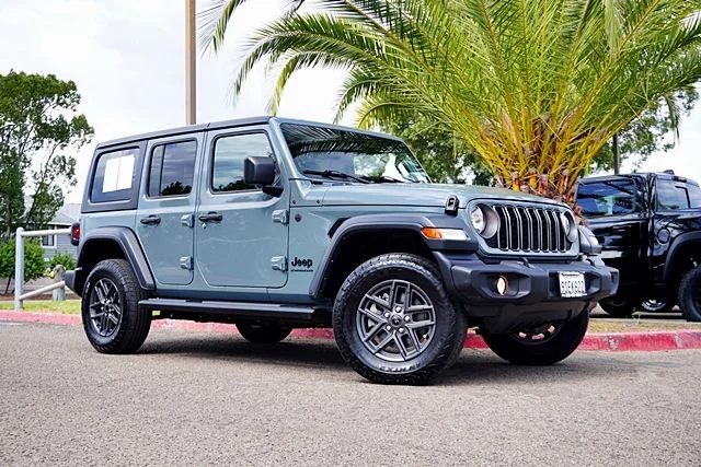 2025 Jeep Wrangler Sport S