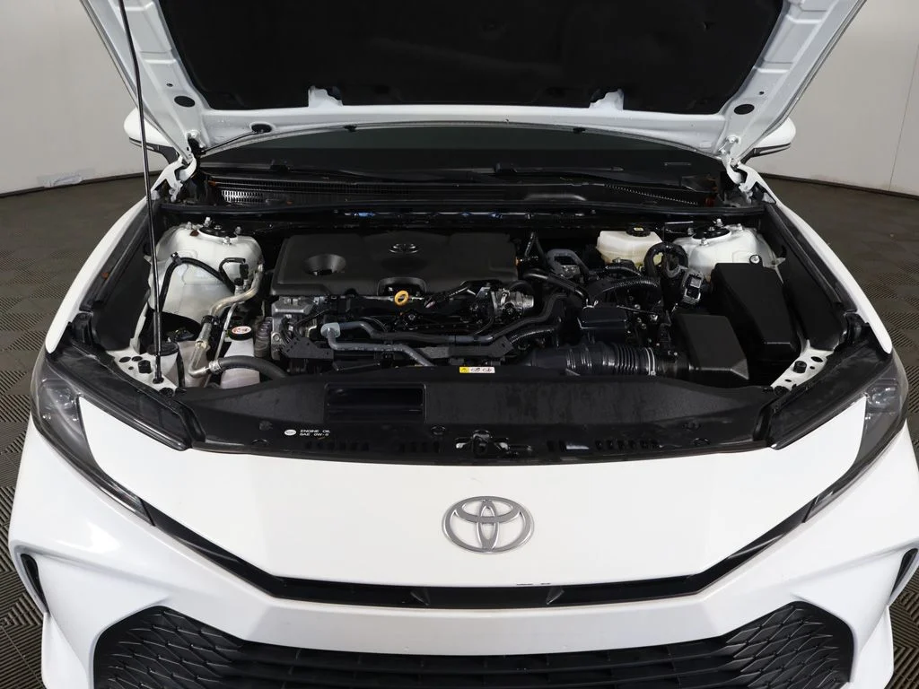 Used 2025 White Toyota LE image 21