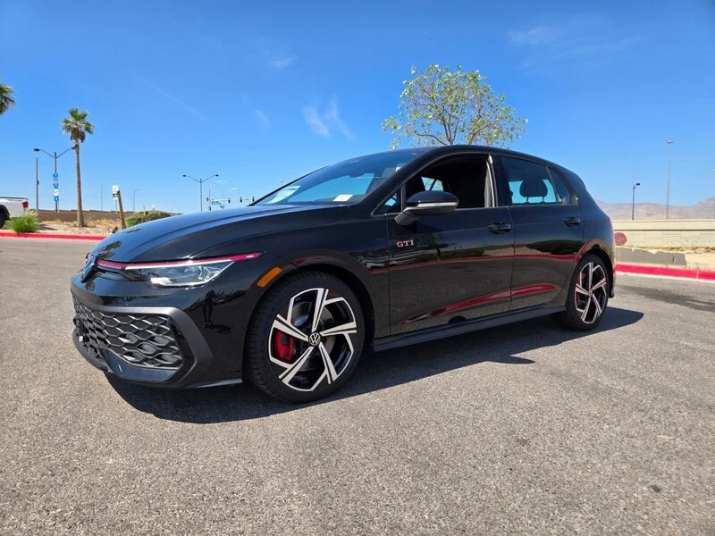 New 2026 Black Volkswagen 2.0T SE image 2