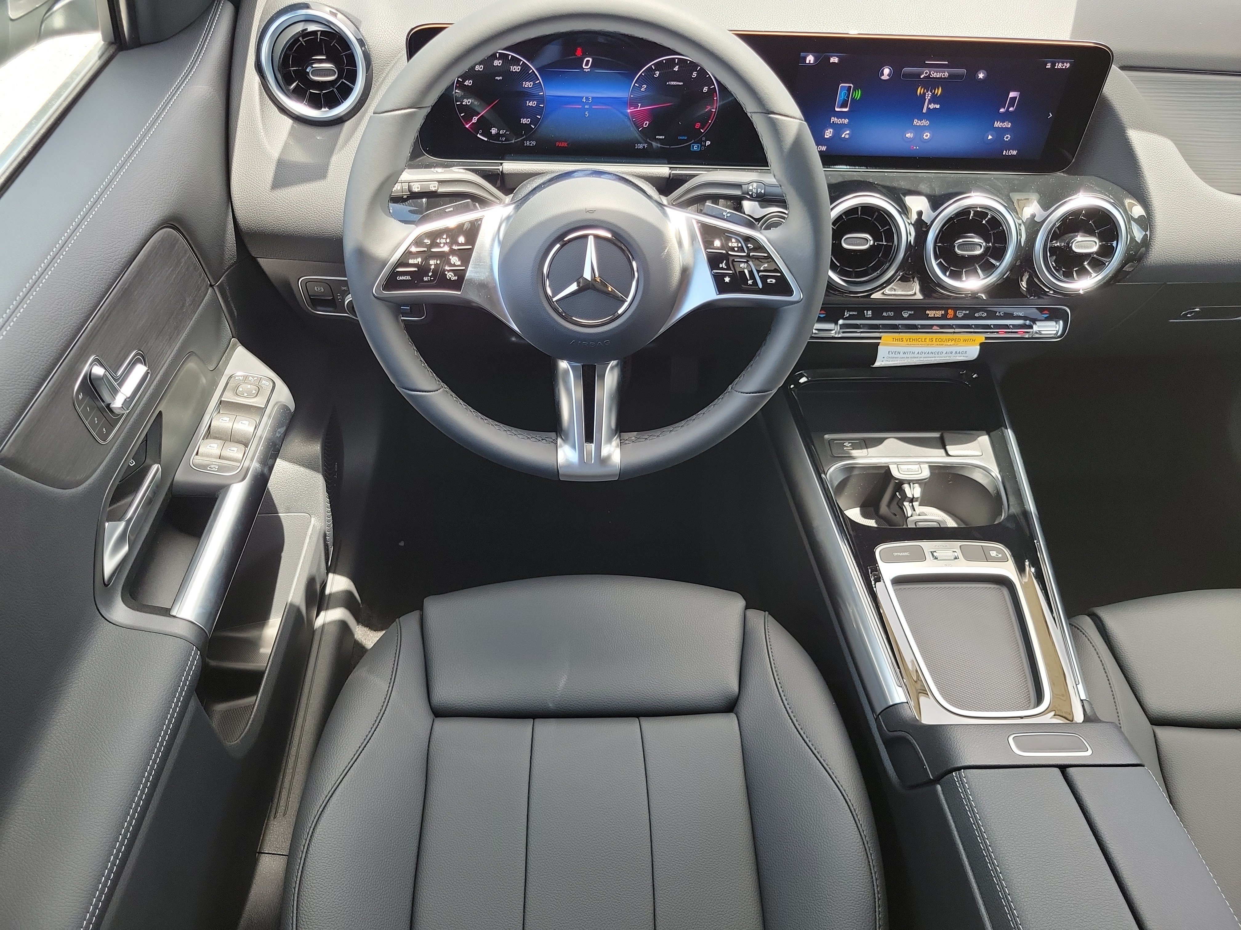 New 2026 Mountain Grey Metallic Mercedes-Benz GLA 250 image 43