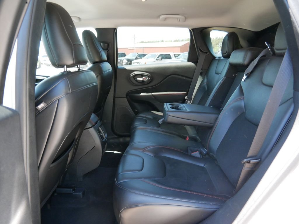 Certified Used 2020 White Jeep Trailhawk image 11