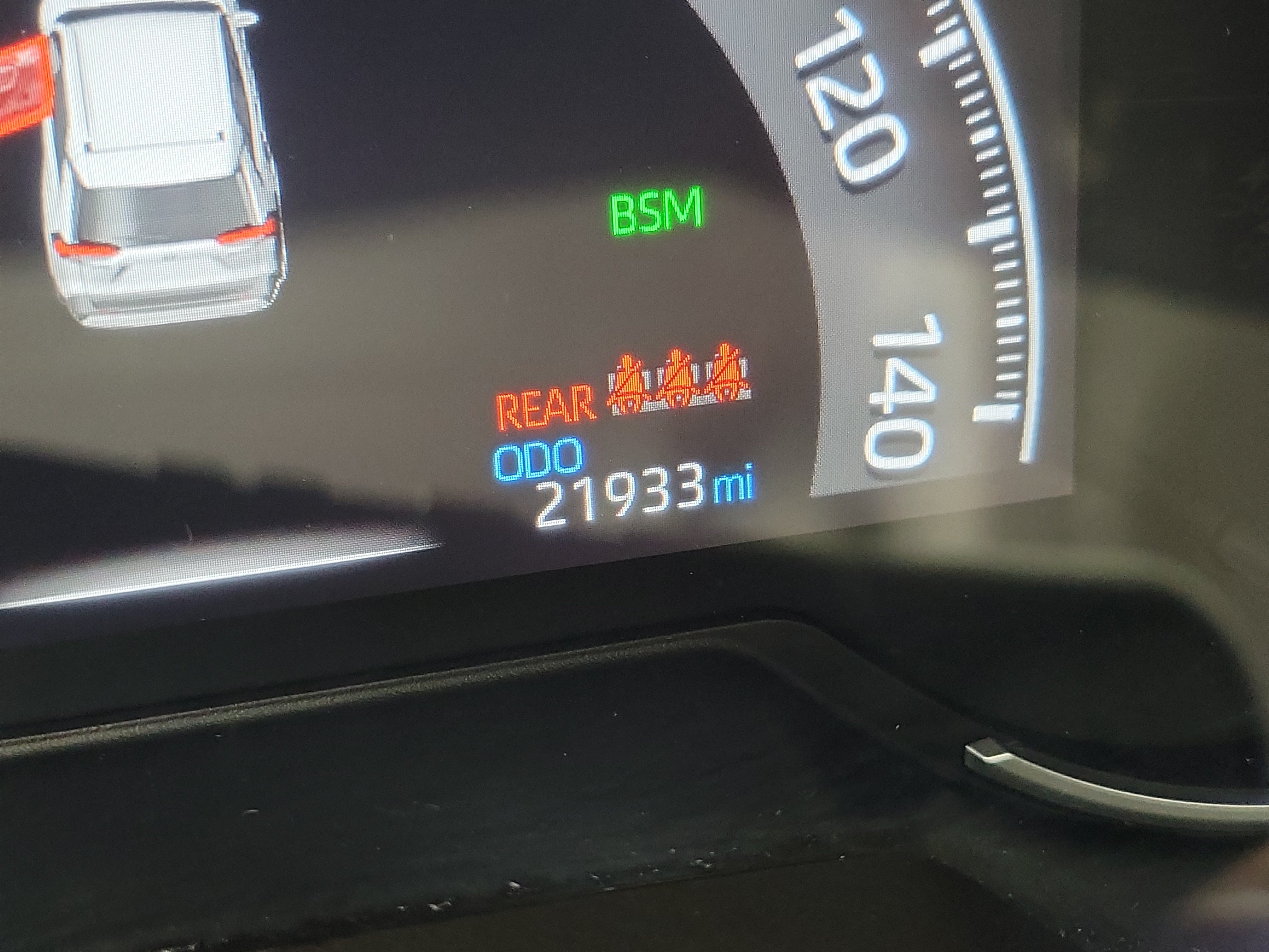 Used 2025 Ruby Flare Pearl Toyota XLE image 28