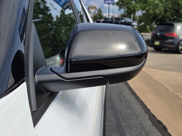 2027 Chevrolet Equinox LT - Photo 51