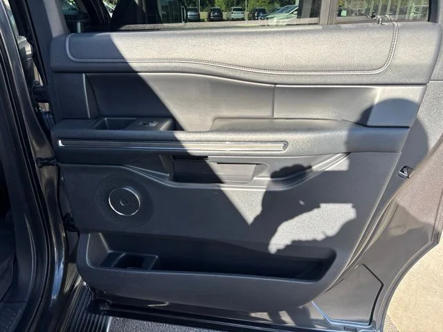 Used 2023 Gray Ford XLT image 20