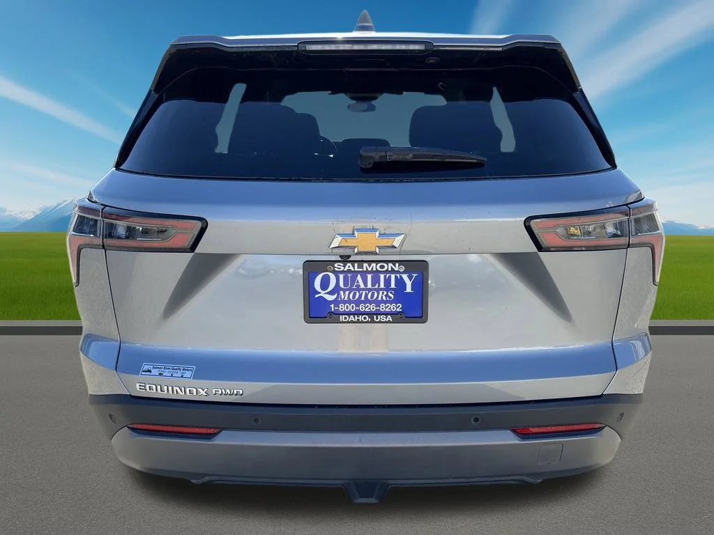 Used 2026 Sterling Gray Metallic Chevrolet LT image 6