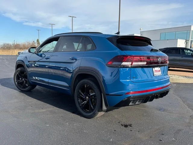 New 2026  Volkswagen 2.0T SEL R-Line Black image 5