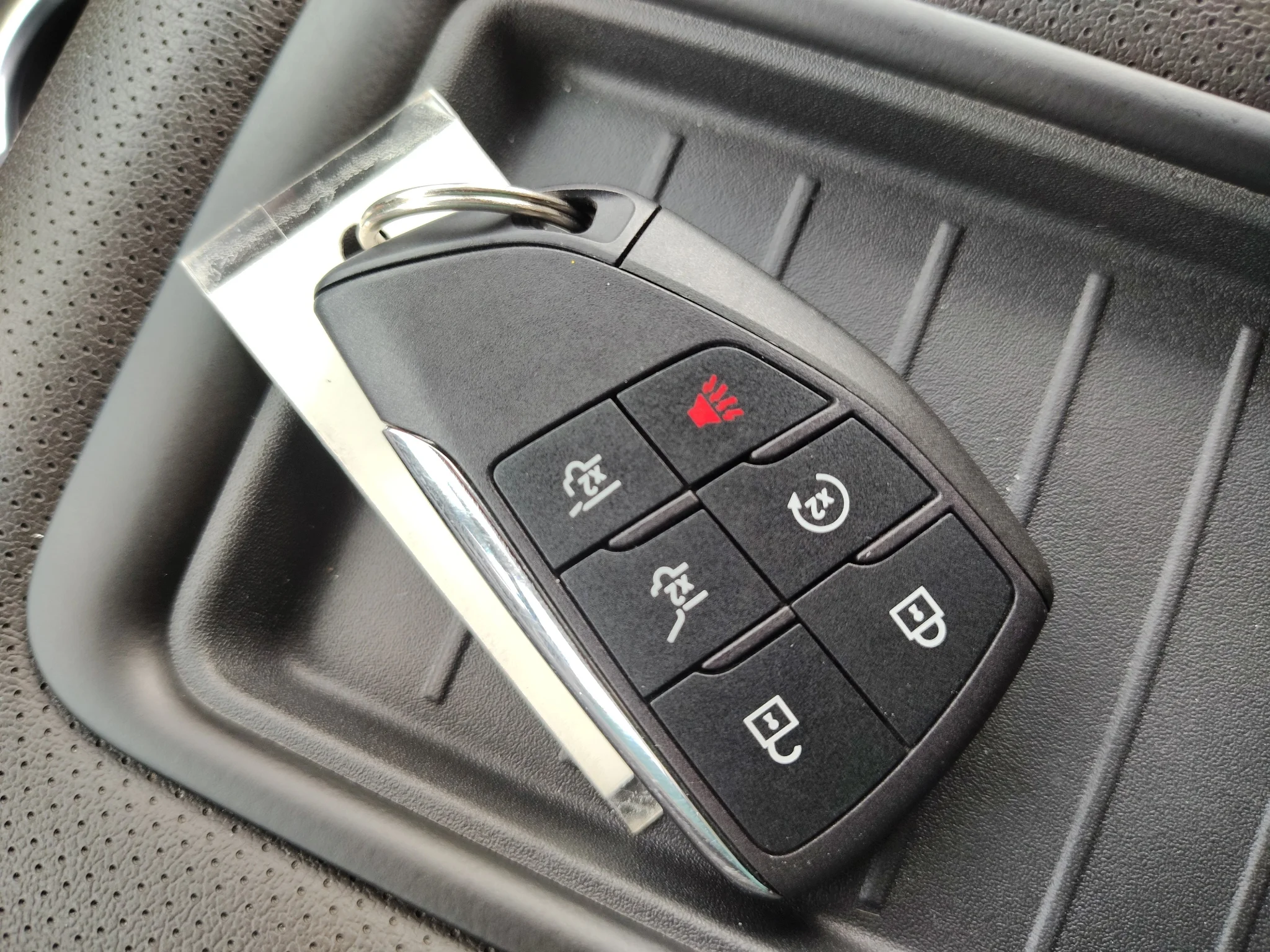 Used 2024 Frost GMC SLT image 23