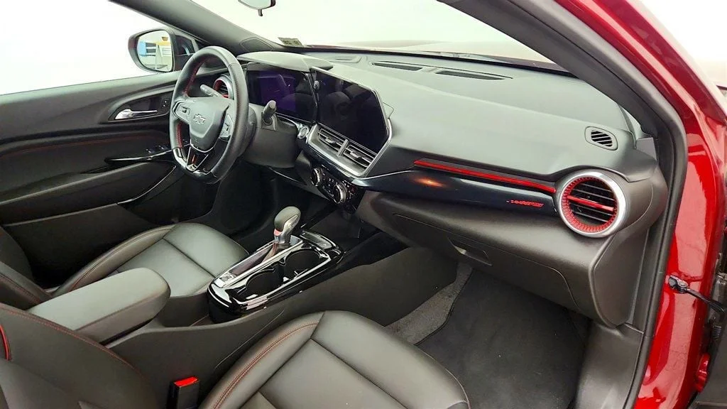 Used 2024 Crimson Metallic Chevrolet FWD 4dr 2RS w/ Driver Confidence Pkg image 24